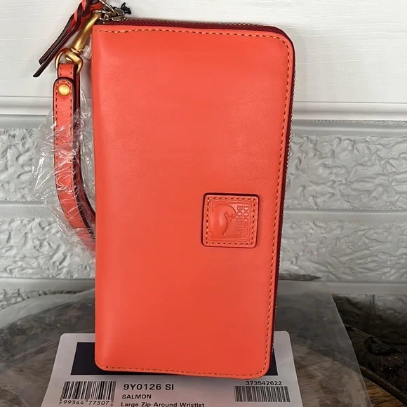 FLORENTINE LARGE ZIP AROUND WRISTLET - Picture 3 of 14